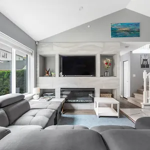 https://stylish-dual-bedroom-suite-in-van-west.vancouver-hotels-bc.net
