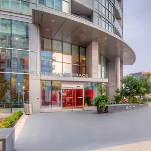 https://neat-open-concept-condo-downtown.hotelstorontoontario.org