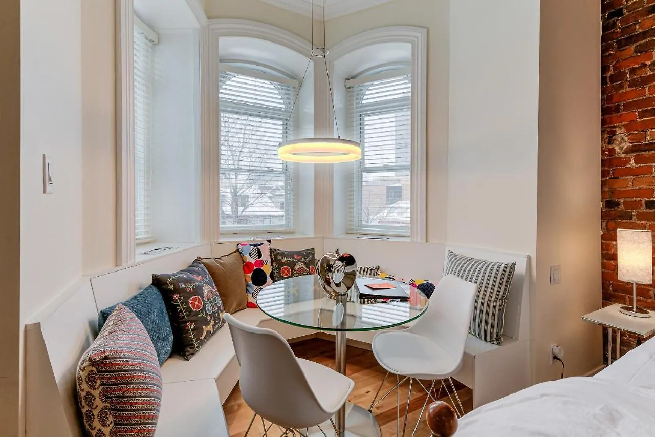 Apartment Le 555 Hebergements Touristiques Quebec City Canada