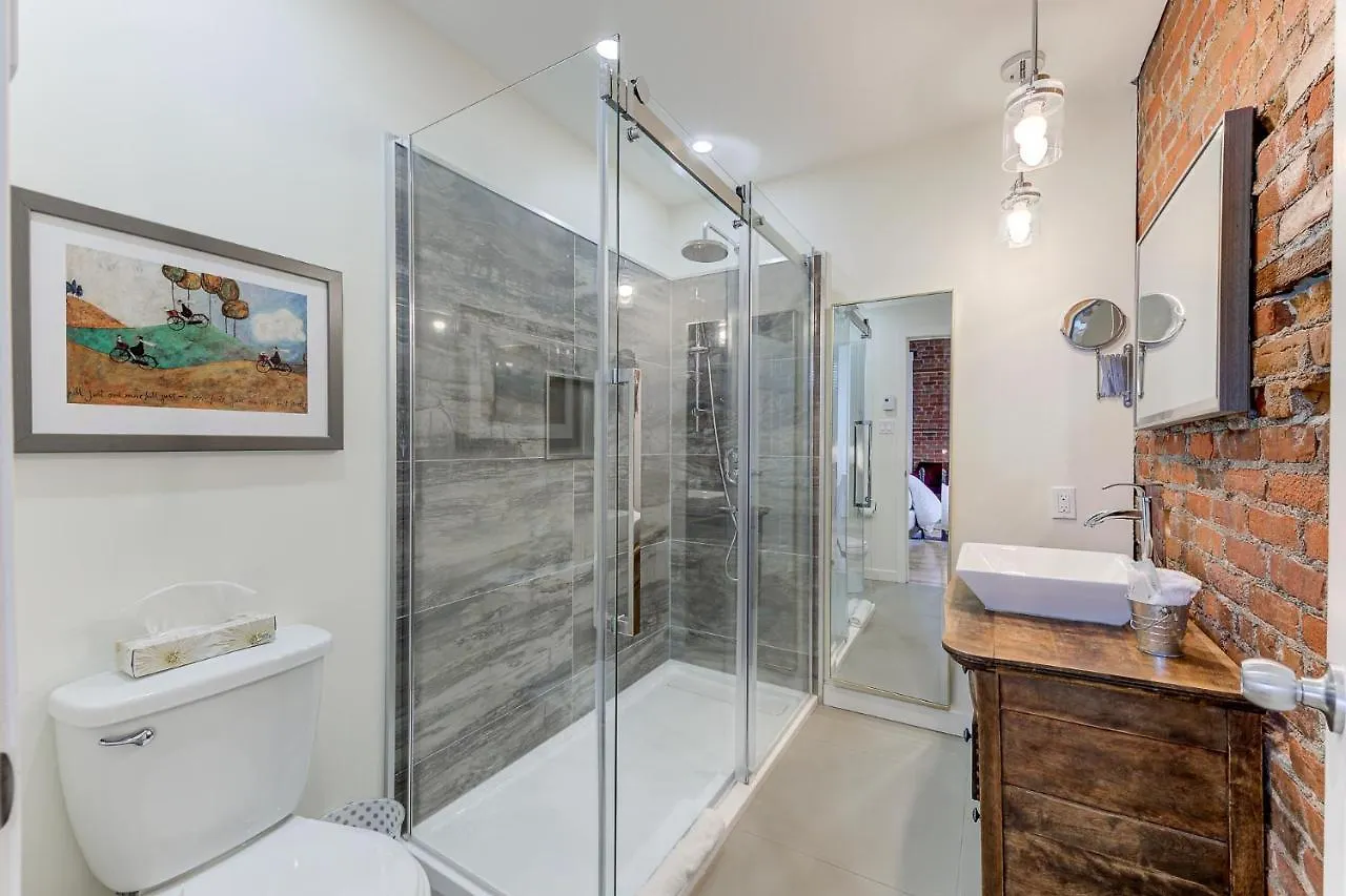 Apartment Le 555 Hebergements Touristiques Quebec City Canada